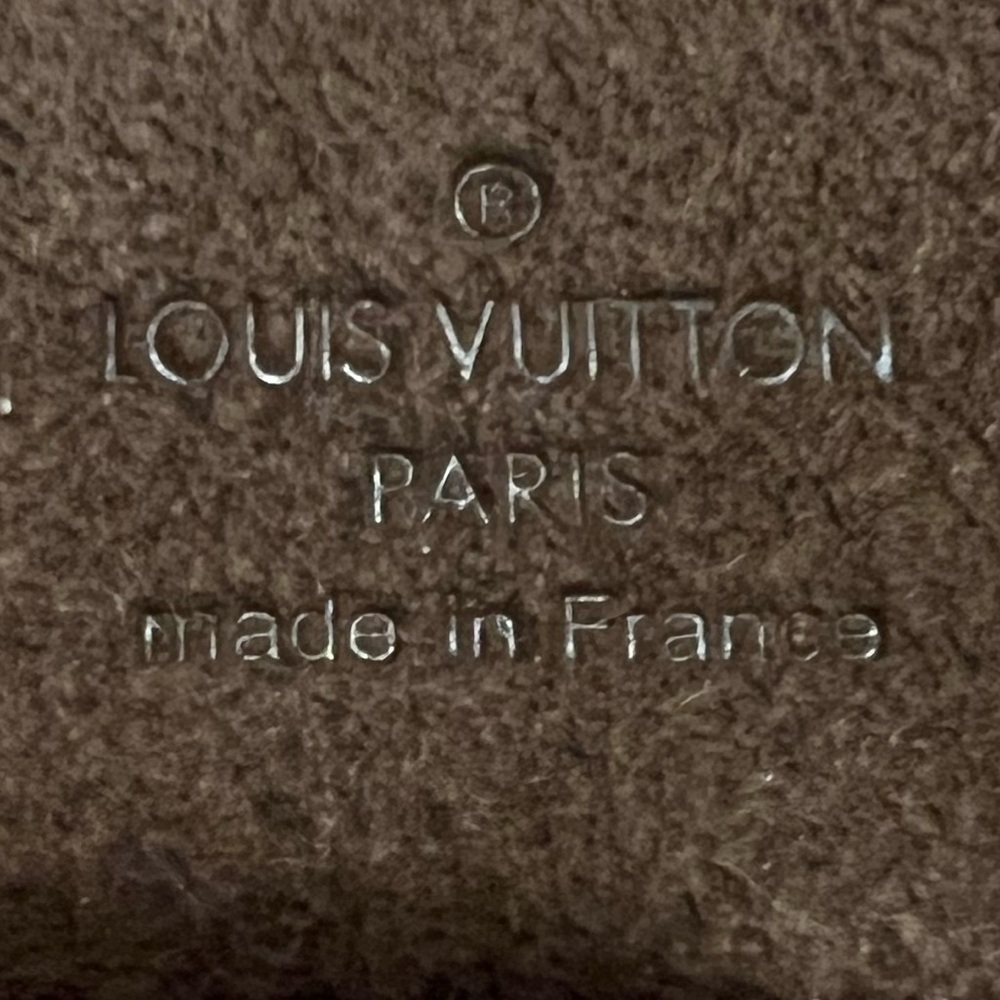 LOUIS VUITTON MONOGRAM GLASE FORCE WRAP LEATHER BRACELET. - Picture 14 of 15